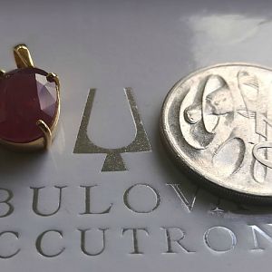 Ruby solitaire Pendents 18k gold