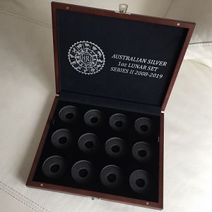 Coin Box 12 x 1 oz LS2 silver coins (Pic 2).