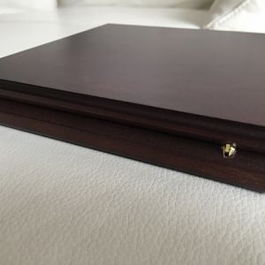 Coin Box 12 x 1/10th oz coins - holds either LS2 or LS1 gold coins (Pic 1).