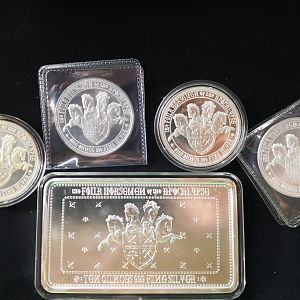 4 Horsemen Complete Set Back