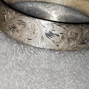 58.43g bangle