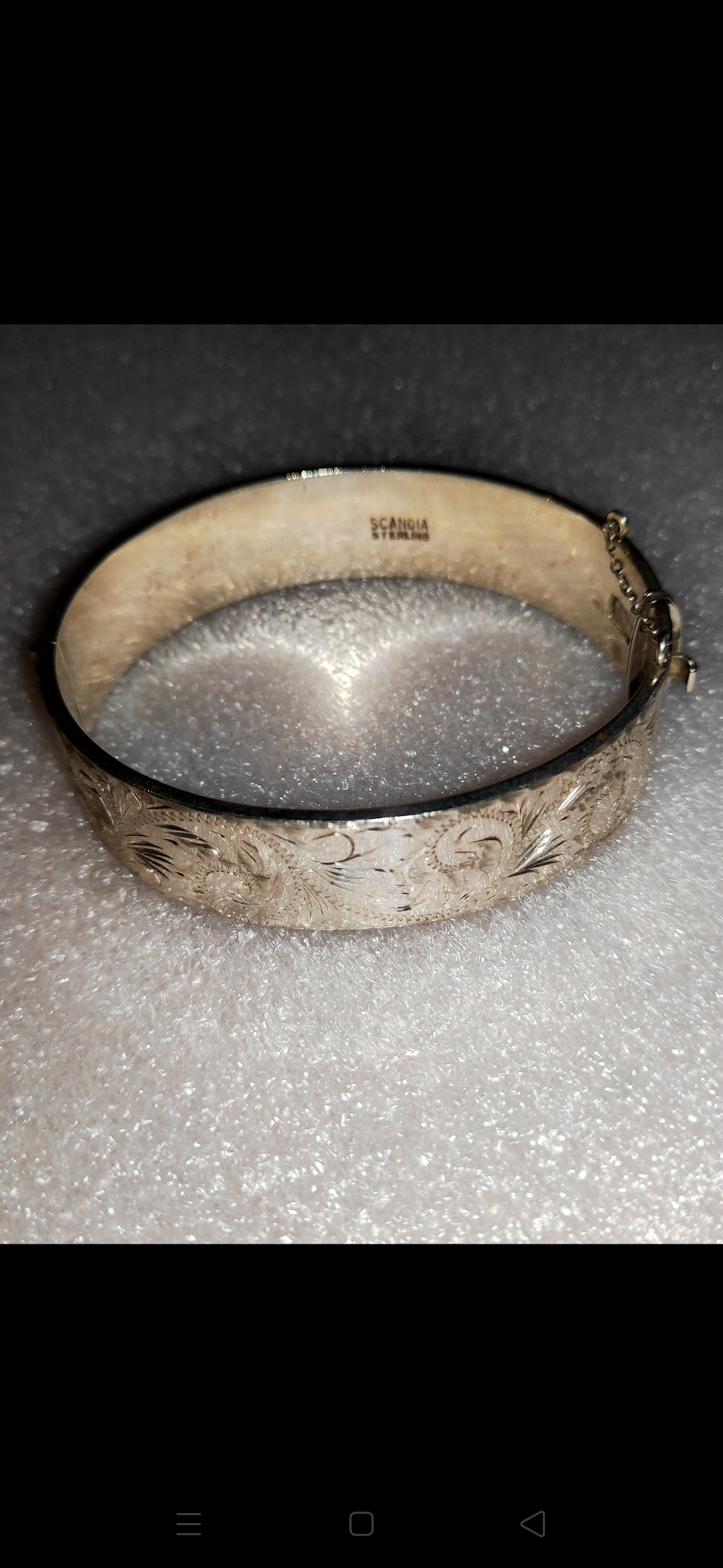 58.43g bangle