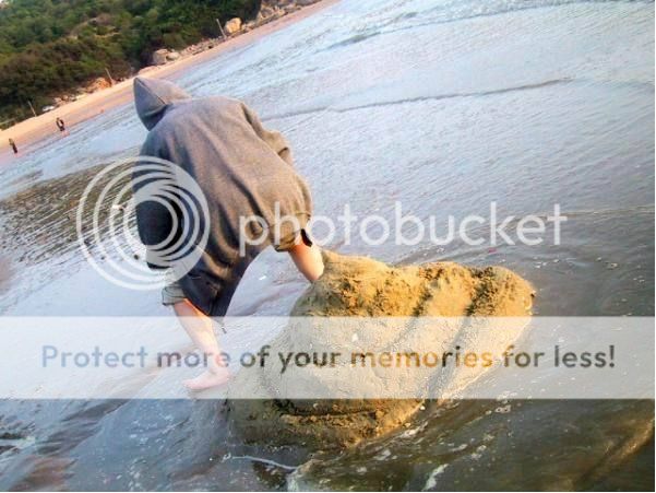 2471_poop.jpg~original